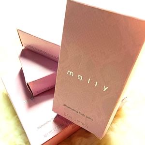 Mally Illuminating Body Shine Hydration & Shimmer 1.7 oz NWB